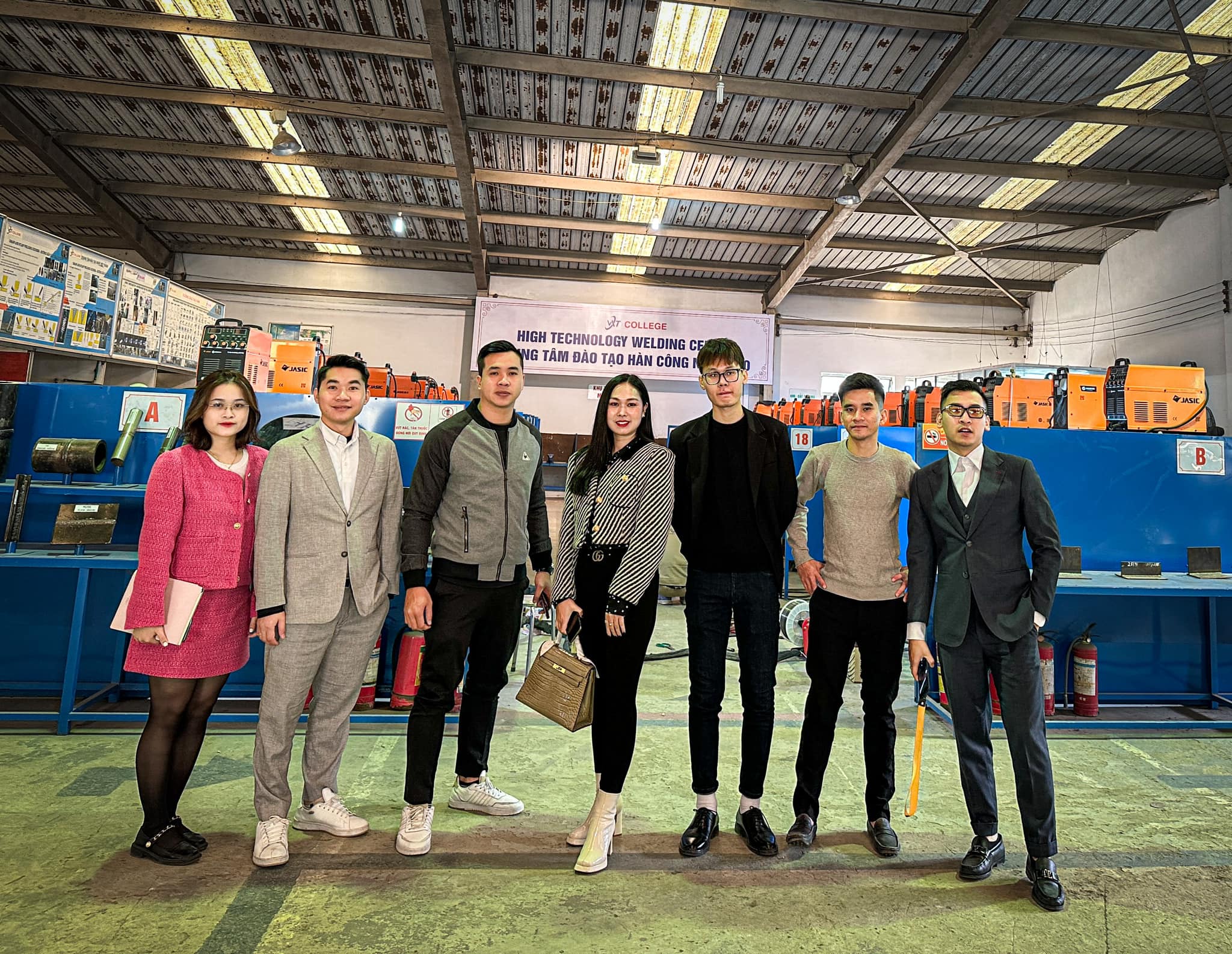 xkld hàn quốc có bằng đại học